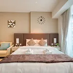 Beachfront Studio Right By Nakheel Mall