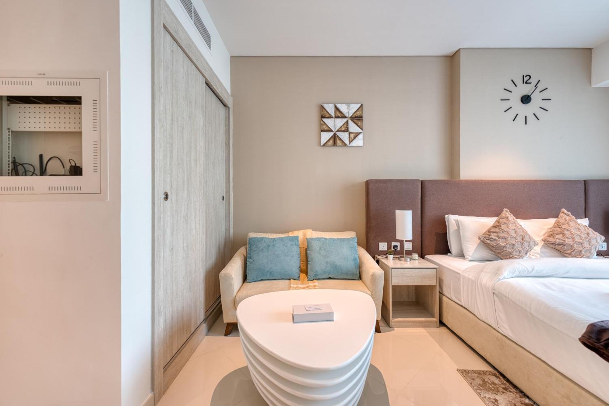 Beachfront Right By Nakheel Mall Apartment Dubai